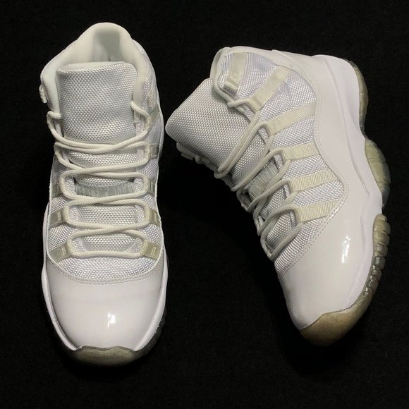 2010 Nike Air Jordan 11 RETRO 25TH ANNIVERSARY SUPREME SIZE Y